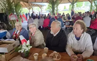 Piknik Patriotyczny &bdquo;Ojczyźnie Śpiewajmy&rdquo; w Osjakowie 3