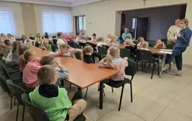 Wizyta przedszkolak&oacute;w w bibliotece z okazji Tygodnia Bibliotek 19