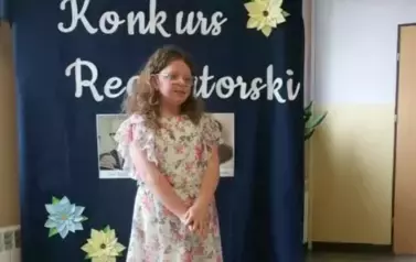 Konkurs Recytatorski "W kręgu pozeji Jana Brzechwy i Jana Kochanowskiego" w SP w Młynisku 13