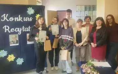 Konkurs Recytatorski "W kręgu pozeji Jana Brzechwy i Jana Kochanowskiego" w SP w Młynisku 23
