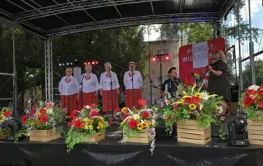 Gala Piosenki Biesiadnej i Podw&oacute;rkowej Ożar&oacute;w 2025 6