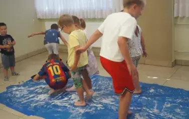 Dzień z Pippi Pończoszanką w GOKiS Biała 23