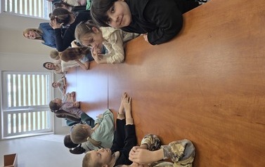 Lekcja biblioteczna ,,W baśniowym świecie Andersena" 13
