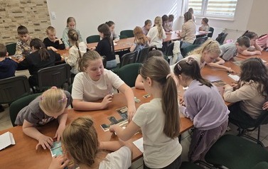 Lekcja biblioteczna ,,W baśniowym świecie Andersena" 17