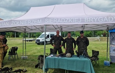 Militarny Dzień Dziecka 174