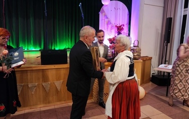 XVI Powiatowy Przegląd Ch&oacute;r&oacute;w i Zespoł&oacute;w Śpiewaczych  5